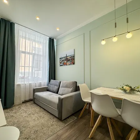 уютная после ремонта Apartment Riga