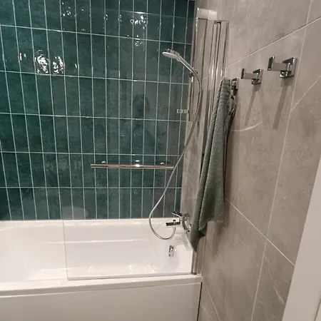 уютная в самом сердце риги * ريغا